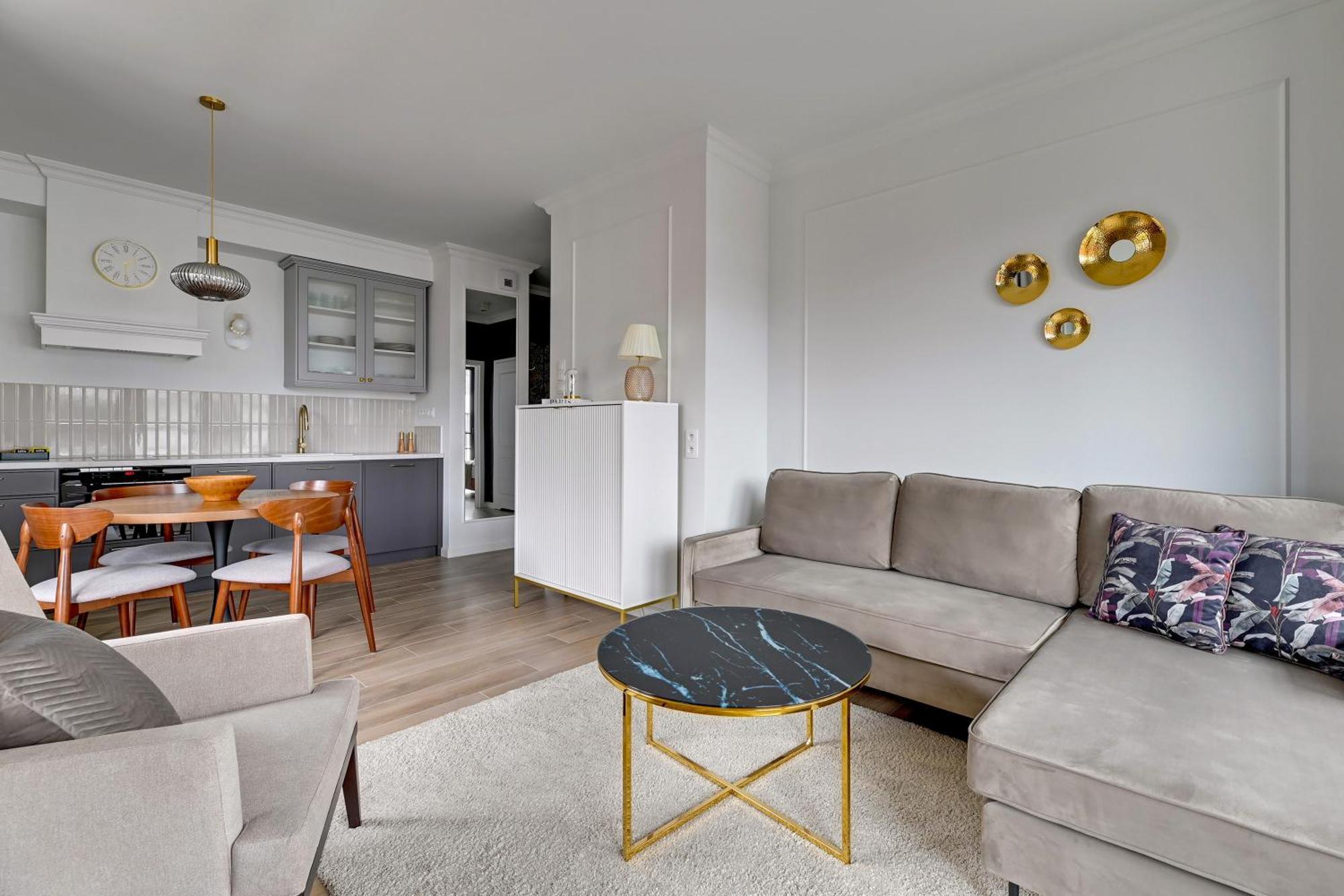 Doki Living - Foodhall & Parking By Downtown Apartments Гданьск Экстерьер фото